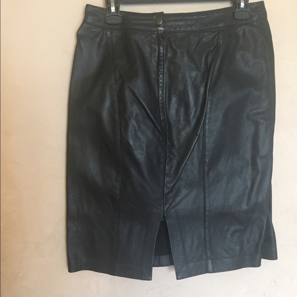 Genuine leather skirt